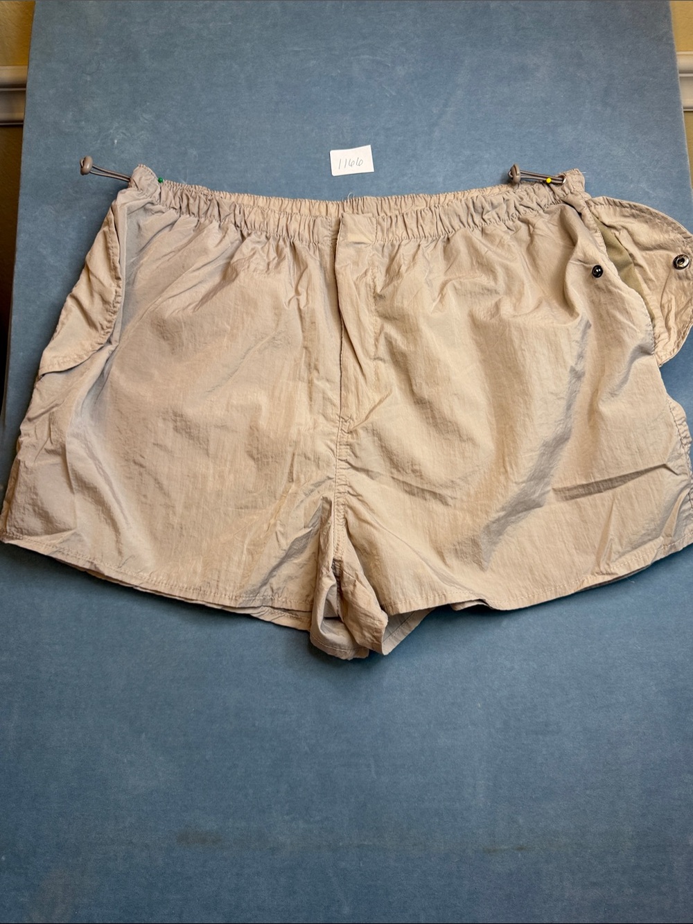 Faded Rose XL Parachute Shorts Beige Elastic Waist Quick-Dry Shorts